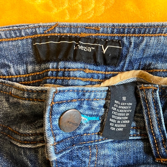 Venezia Blue Embellished Mini Skirt Casual - Picture 2 of 4